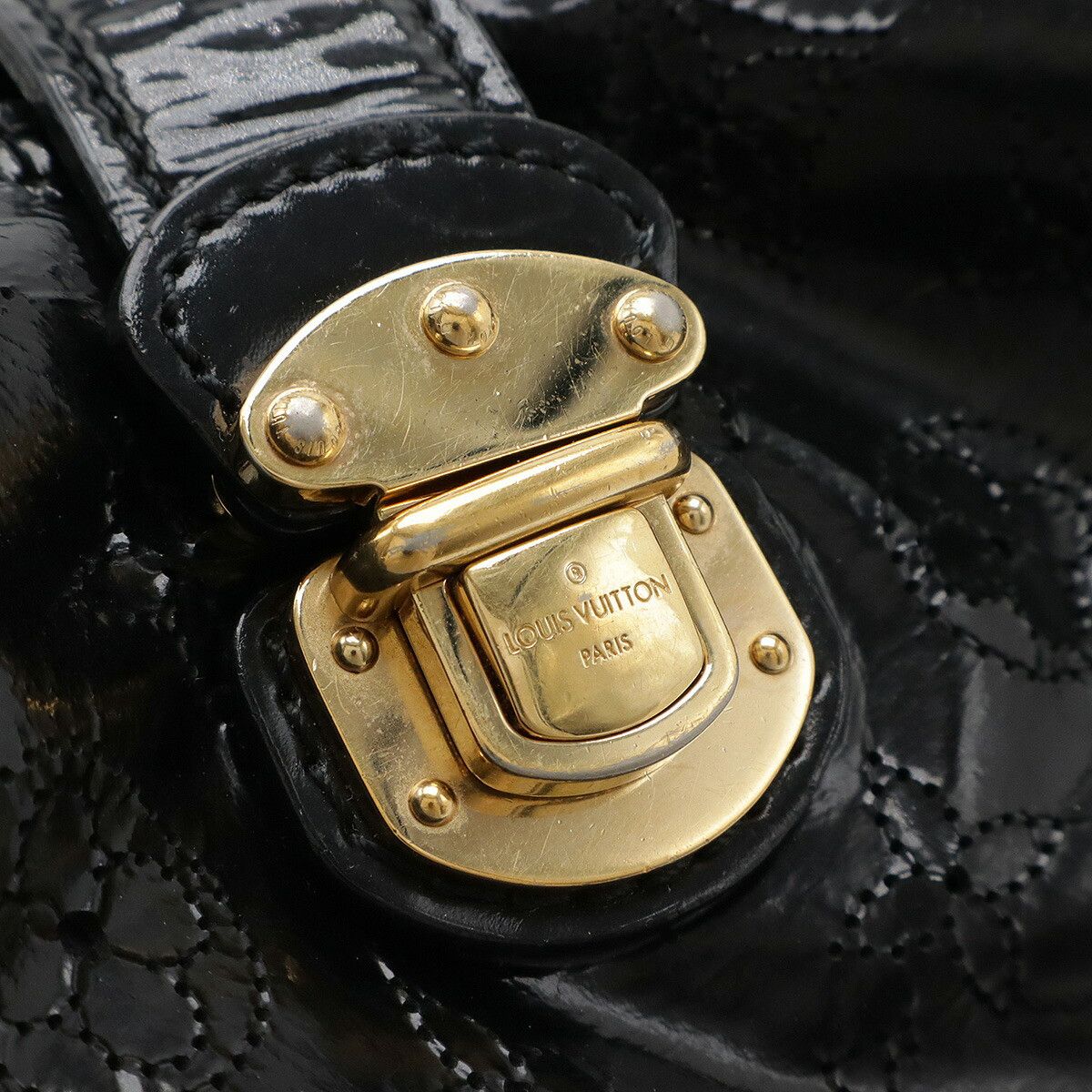 Louis Vuitton Louis Vuitton Louis Vuitton Surya Monogram Mahina Patent Leather 2way Bag Enamel Shoulder Bag M95796 Size ONE SIZE - 4 Thumbnail