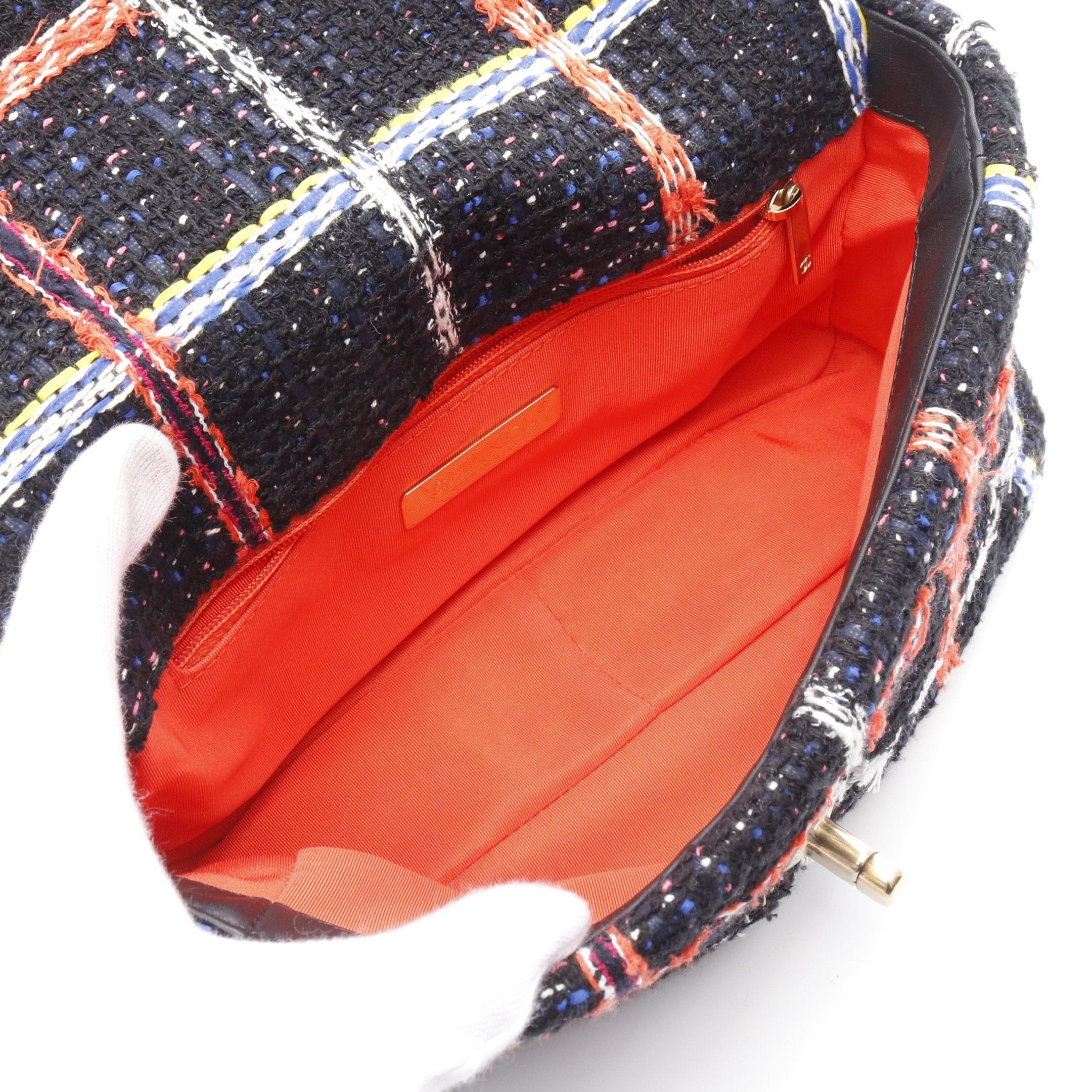 Chanel Chanel 19 Dizeneuf Matelasse Chain Shoulder Bag Tweed Black Multicolor Combination Metal Fittings Size ONE SIZE - 3 Thumbnail