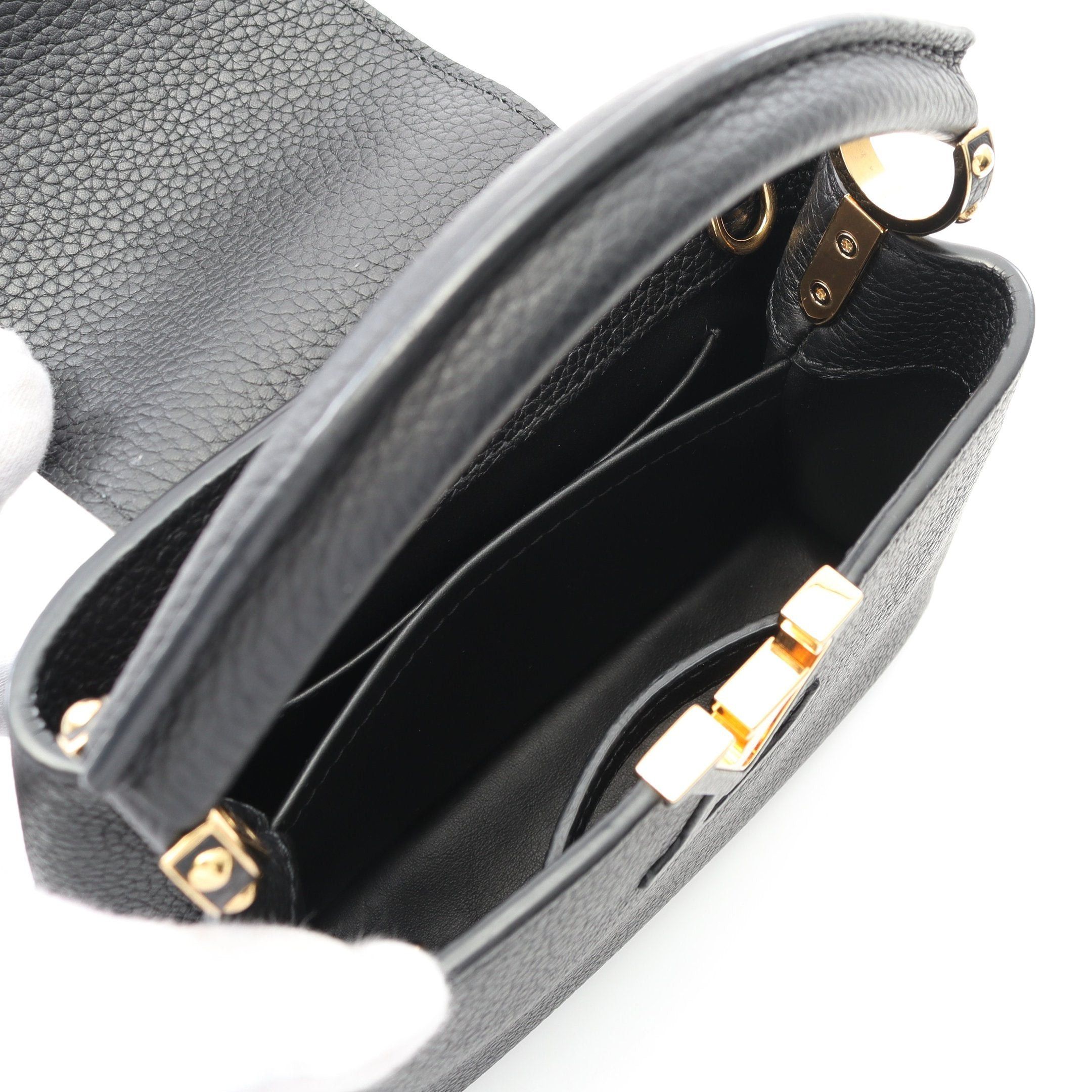 Louis Vuitton Louis Vuitton Capucines Mini Handbag Leather Black Size ONE SIZE - 3 Thumbnail