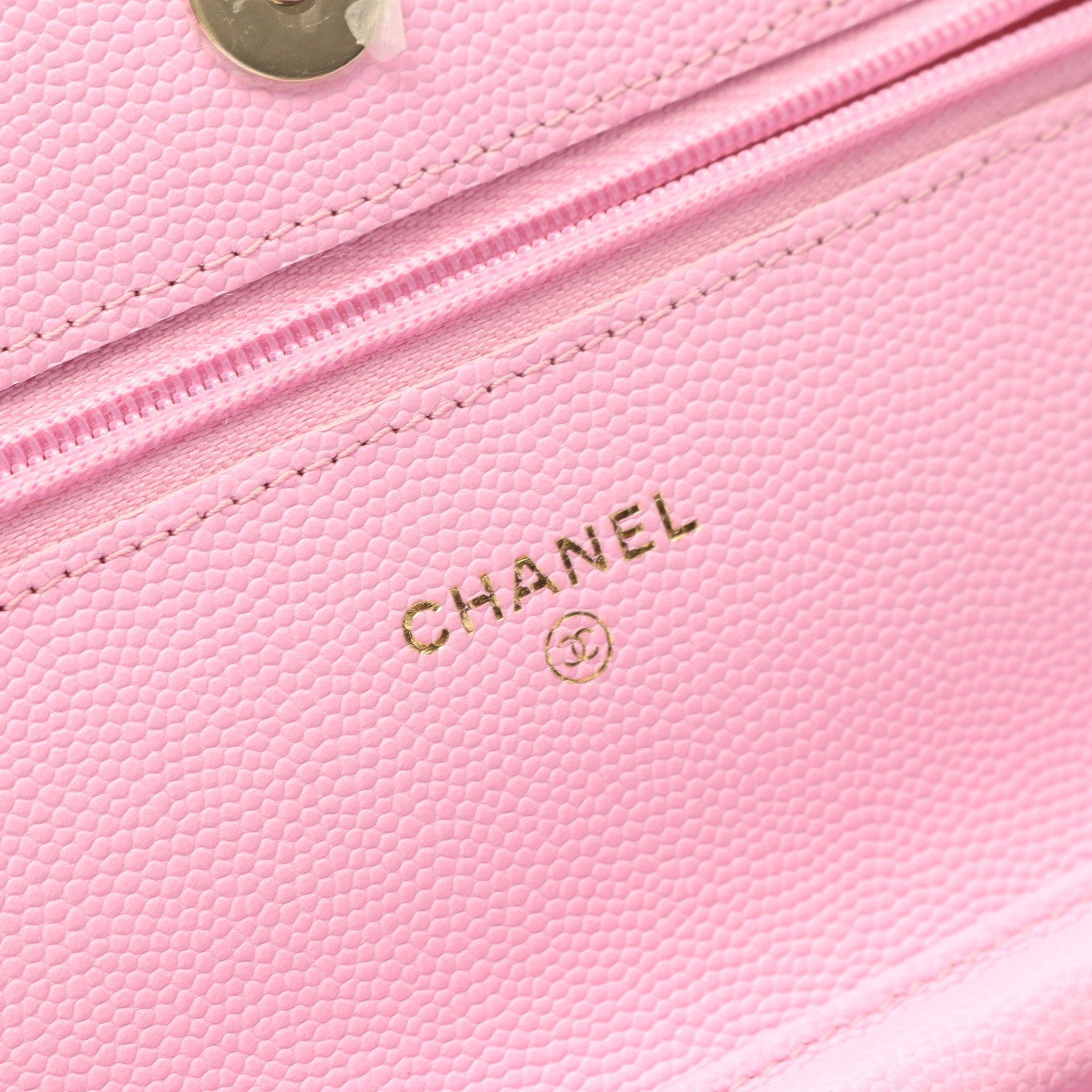 Chanel Chanel Matelasse Chain Wallet Caviar Skin Pink Gold Hardware Size ONE SIZE - 4 Thumbnail