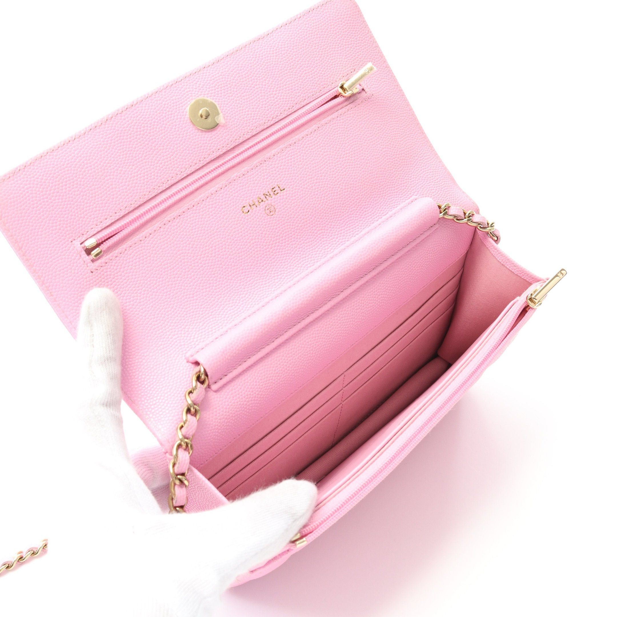 Chanel Chanel Matelasse Chain Wallet Caviar Skin Pink Gold Hardware Size ONE SIZE - 3 Thumbnail