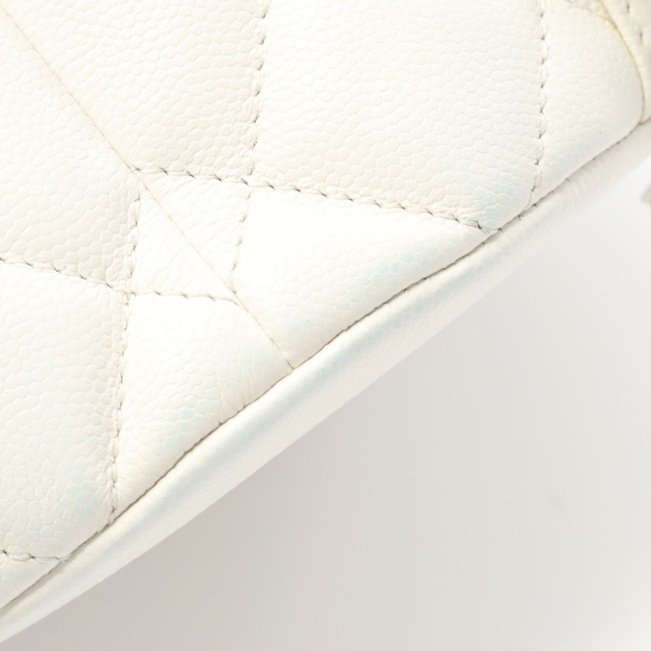 Chanel Chanel Matelasse Backpack Rucksack Caviar Skin White Gold Hardware Size ONE SIZE - 6 Thumbnail