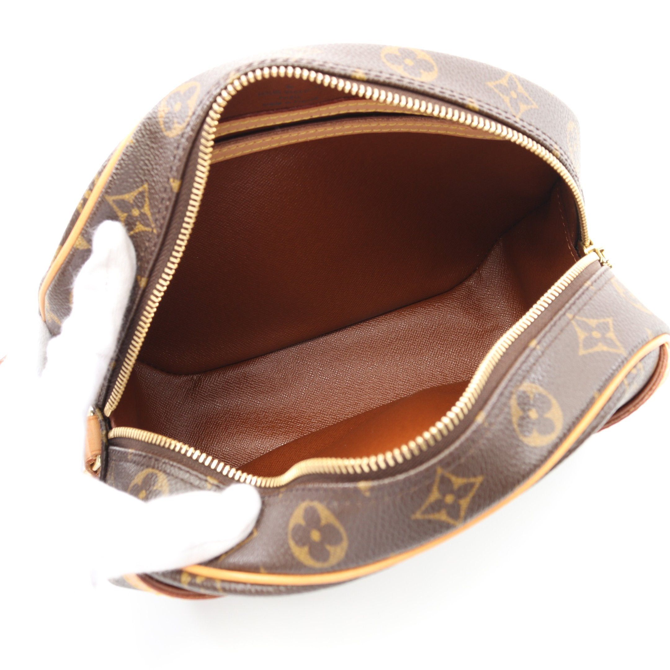 Louis Vuitton Louis Vuitton Blower Monogram Shoulder Bag Leather Brown Size ONE SIZE - 3 Thumbnail