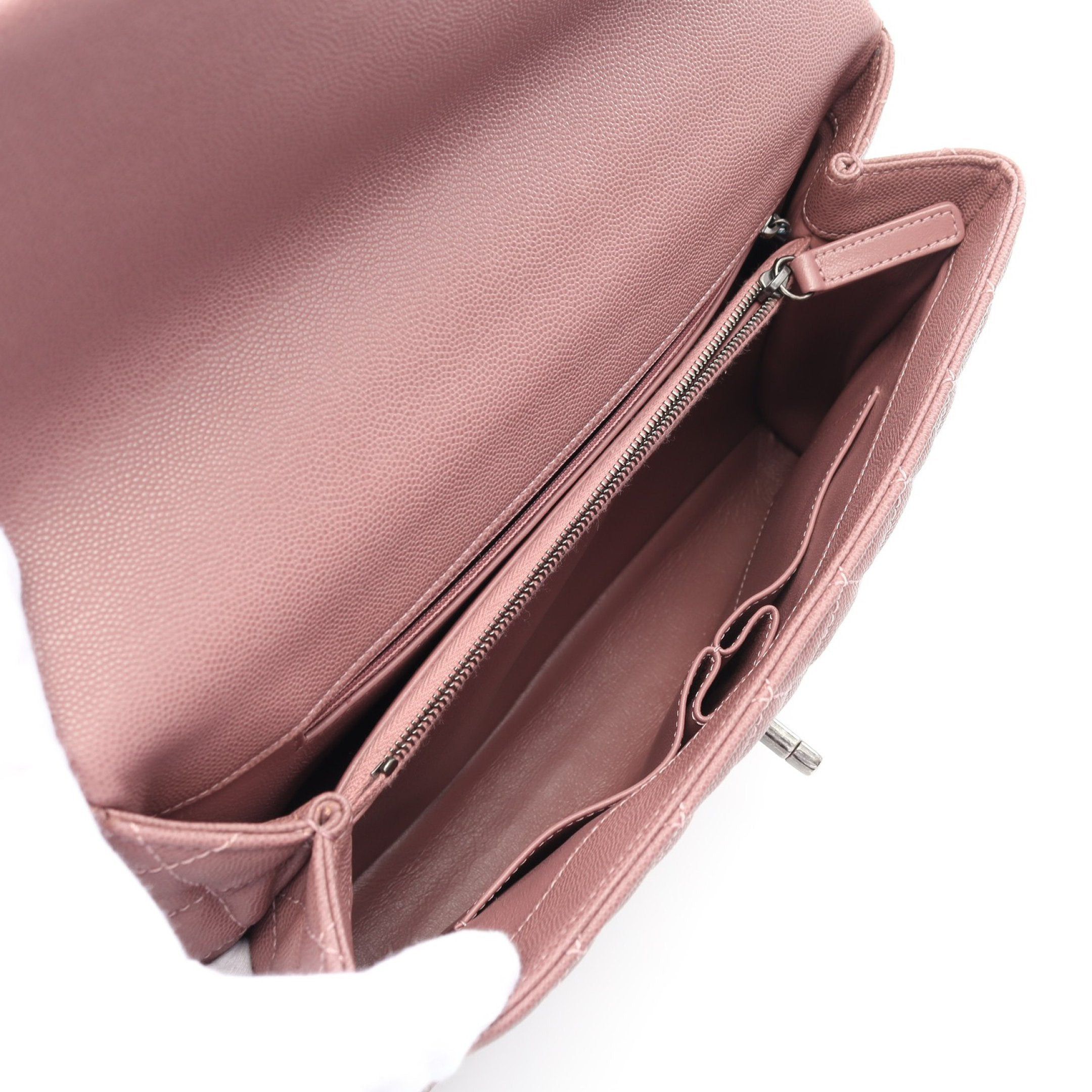 Chanel Chanel Matelasse Coco Handle Handbag Caviar Skin Dusty Pink Antique Silver Hardware Size ONE SIZE - 3 Thumbnail