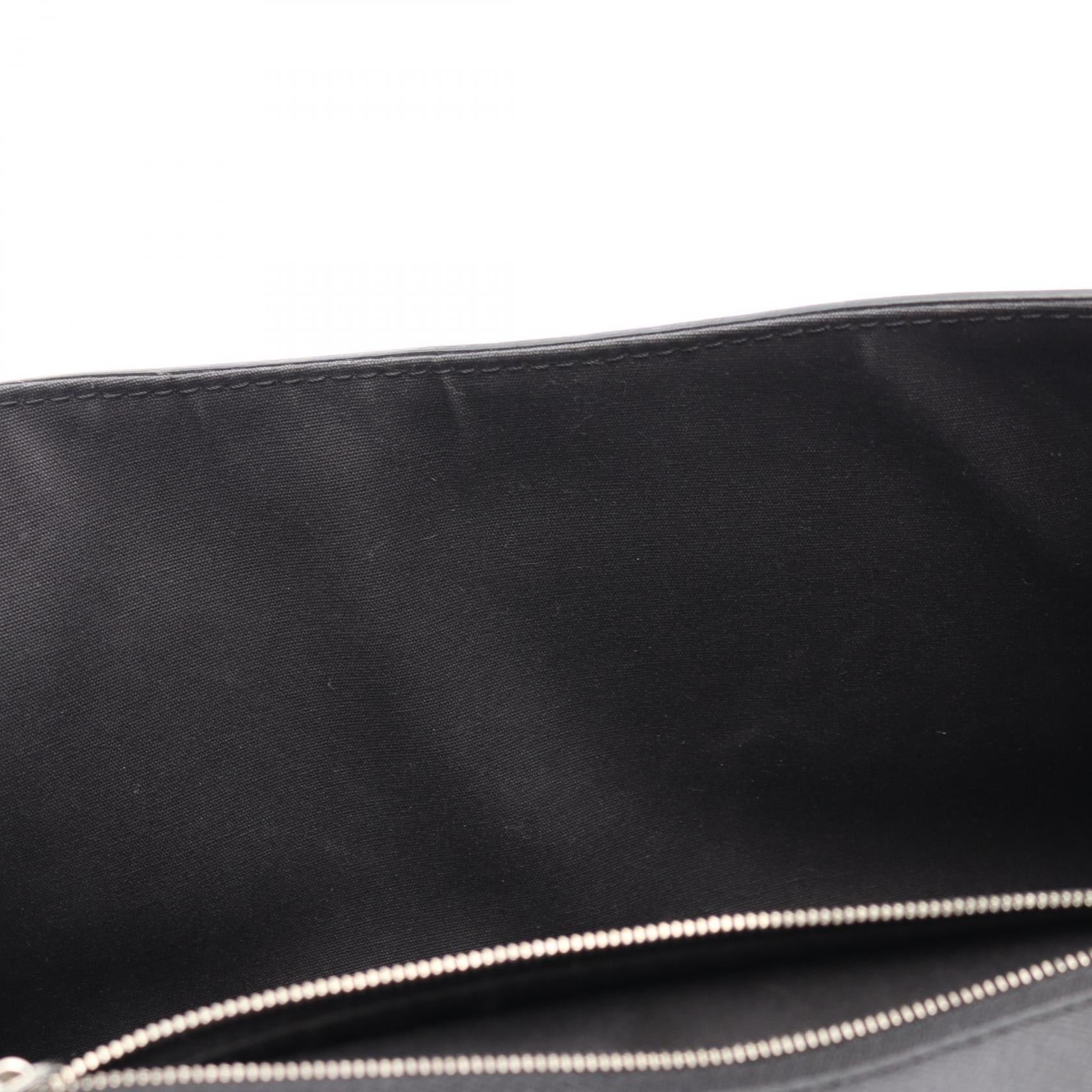 Louis Vuitton Louis Vuitton Clery Handbag Leather Champagne Gold Size ONE SIZE - 8 Thumbnail