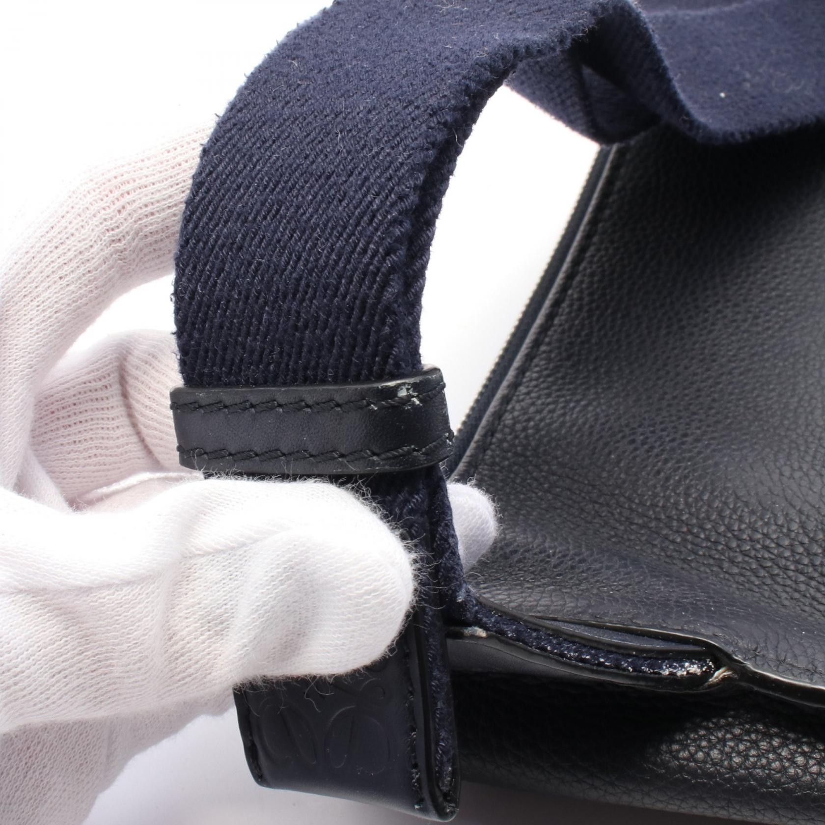 Loewe Loewe Military Bum Bag Body Waist Leather Navy Size ONE SIZE - 6 Thumbnail