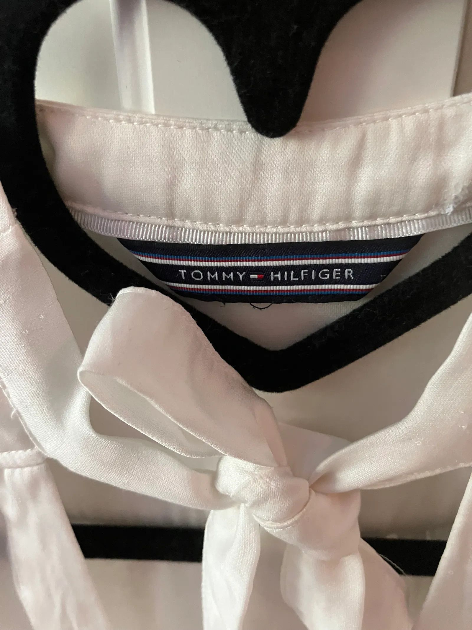 Tommy Hilfiger Tommy Hilfiger Blouse Size S / US 4 / IT 40 - 2 Thumbnail