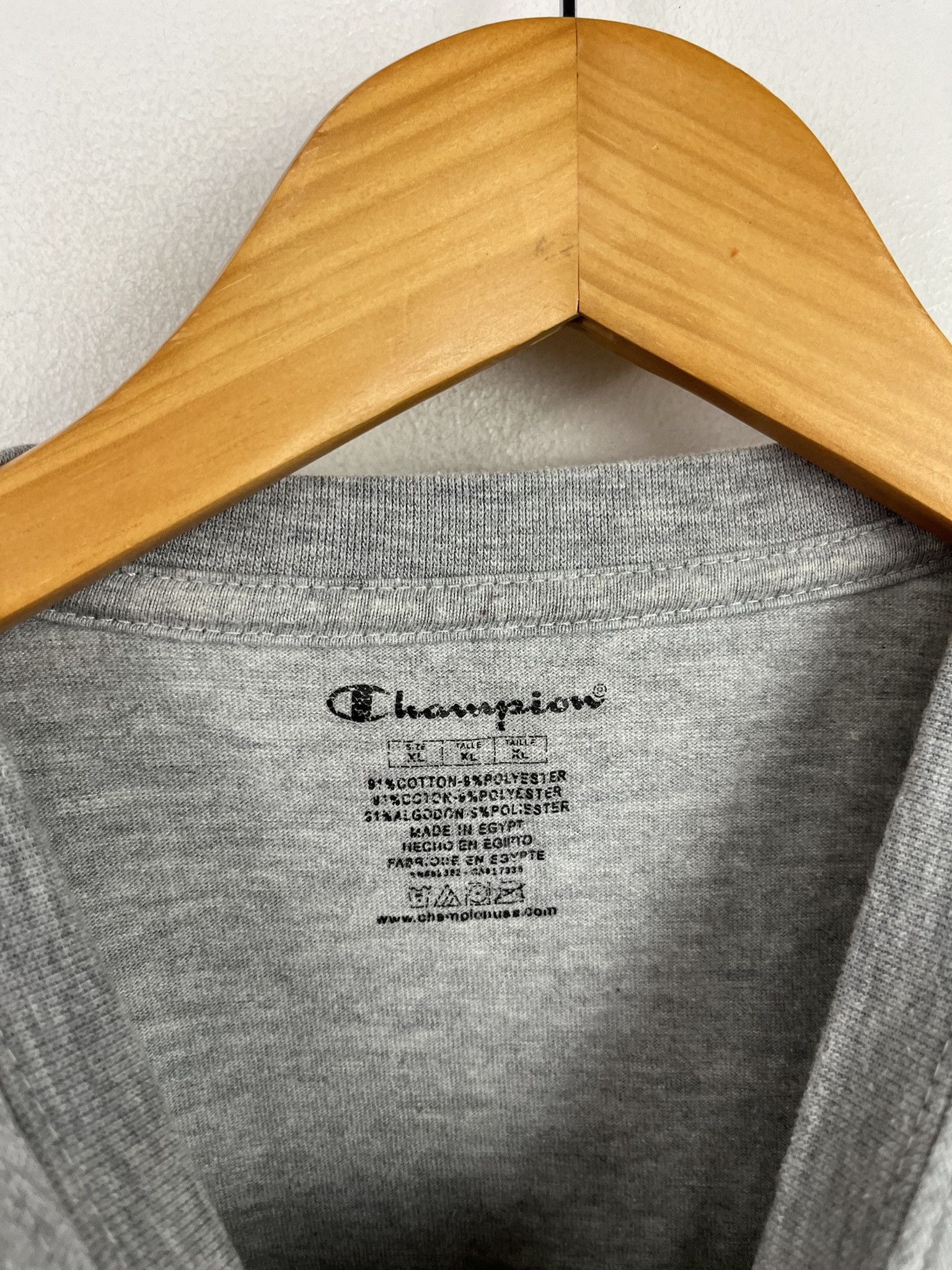 Vintage Champion Embroider C Logo T Shirt Size L Size US L / EU 52-54 / 3 - 2 Thumbnail