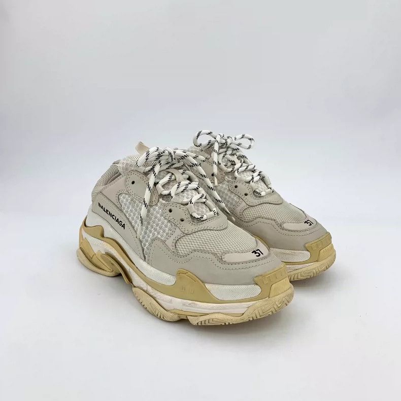 Balenciaga Balenciaga Triple S Dad Sneakers Size 37 Size US 6 / IT 36 - 2 Thumbnail