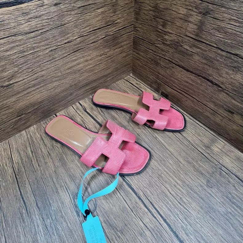 Hermes Hermes Pink Slide Sandals Size 36.5 Size US 6 / IT 36 - 3 Thumbnail