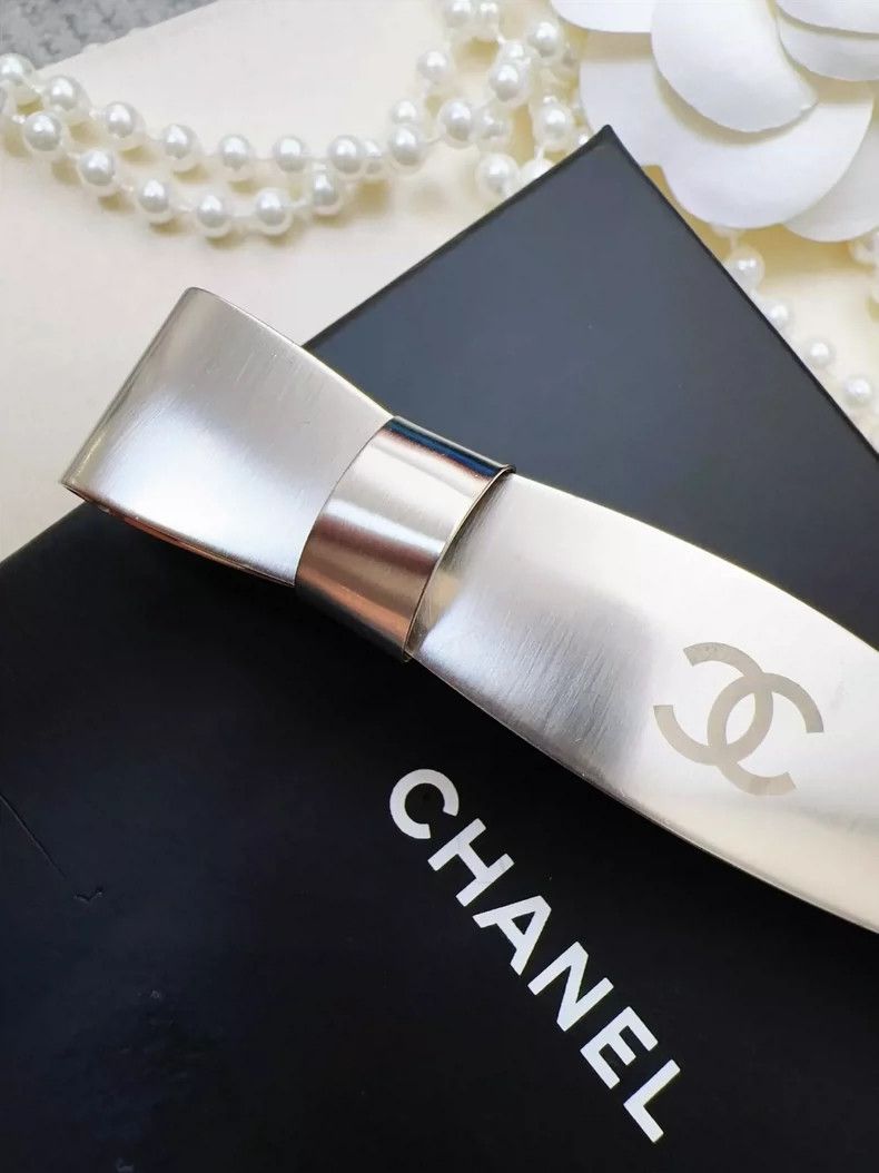 Chanel Vintage Chanel Bow Double Hair Clip Size ONE SIZE - 3 Thumbnail