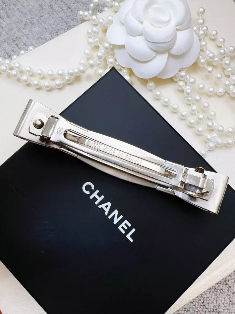 Chanel Vintage Chanel Bow Double Hair Clip Size ONE SIZE - 4 Thumbnail