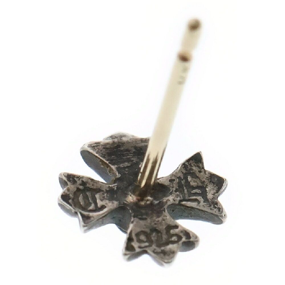 Chanel Camellia earring