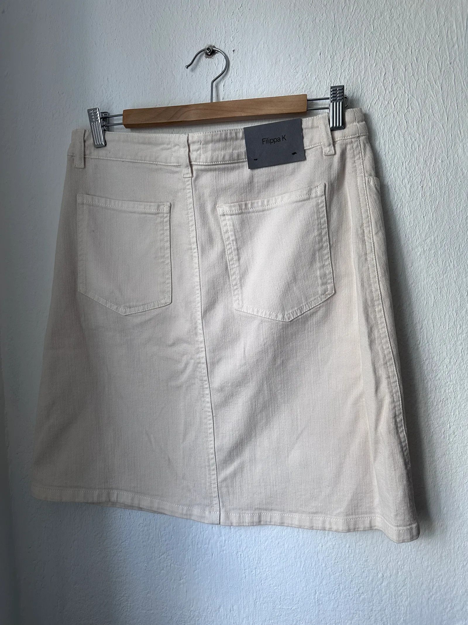 Filippa K Filippa K Ecru Skirt Size 30" / US 8 / IT 44 - 2 Thumbnail