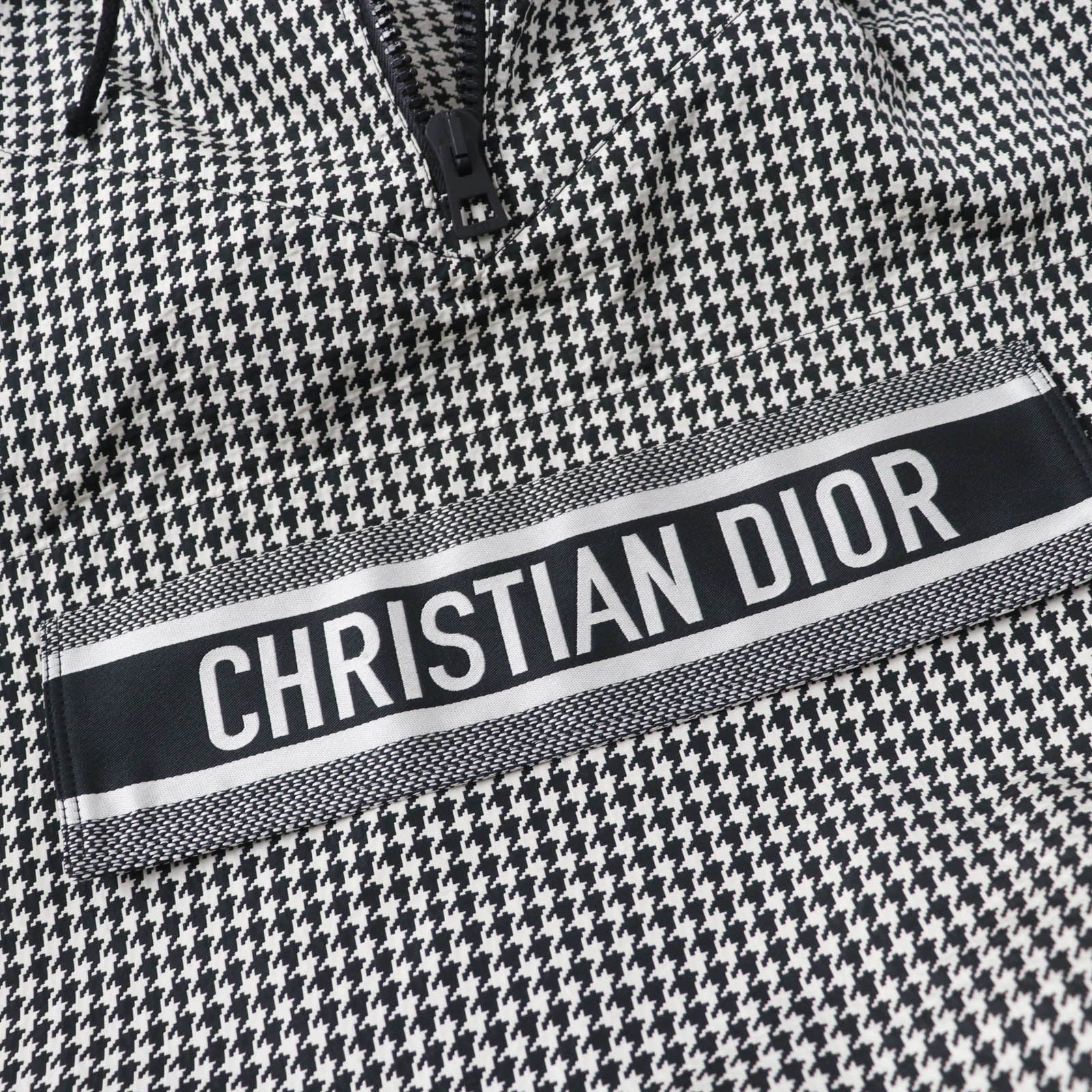 Dior Dior Christian Dior Blouson anorak Polyester Jacket Others Outerwear 017C10A2856 DUTY FREE for USA Size ONE SIZE - 6 Thumbnail