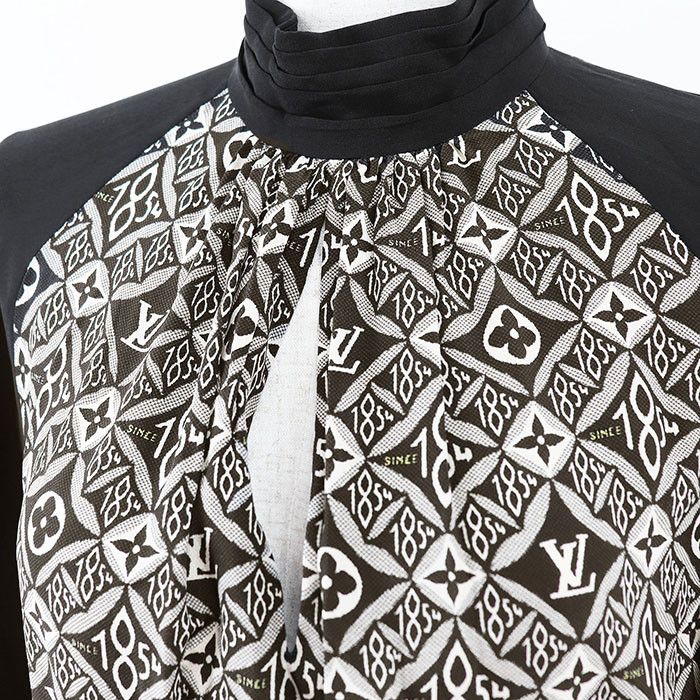 Louis Vuitton Louis Vuitton Louis Vuitton Since1854 Monogram Silk Dress Others Dresses RW211A ZPD FKDR41 Size ONE SIZE - 11 Thumbnail