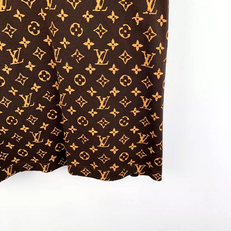 Louis Vuitton Louis Vuitton Color-Blocked Logo Cotton T-Shirt Size US XL / EU 56 / 4 - 4 Thumbnail