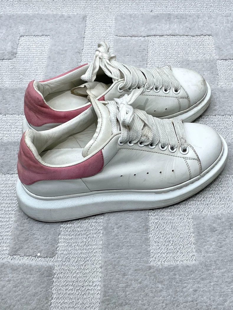 Alexander McQueen Alexander McQueen Thick Sole White Sneakers Size US 8.5 / EU 41-42 - 2 Thumbnail