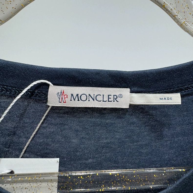 Moncler Moncler Classic Short Sleeve T-Shirt Size US XL / EU 56 / 4 - 3 Thumbnail