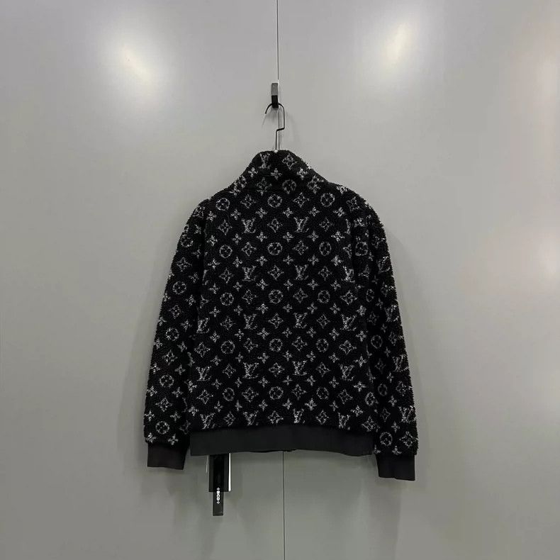 Louis Vuitton Louis Vuitton Teddy Coat in Black Print Size US S / EU 44-46 / 1 - 2 Thumbnail