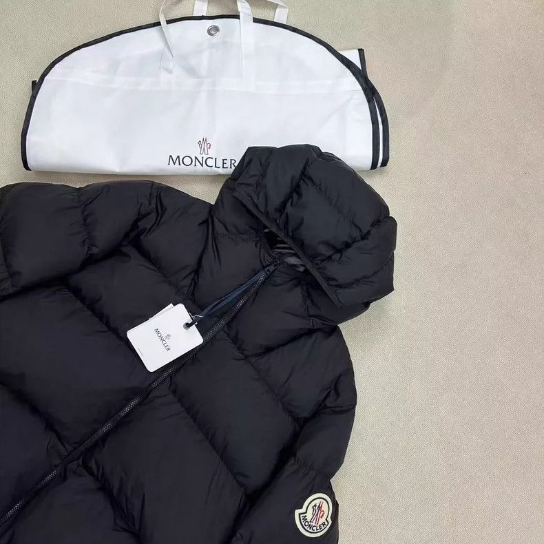 Moncler Moncler Logo Hooded Down Jacket Size 5 Size US M / EU 48-50 / 2 - 3 Thumbnail