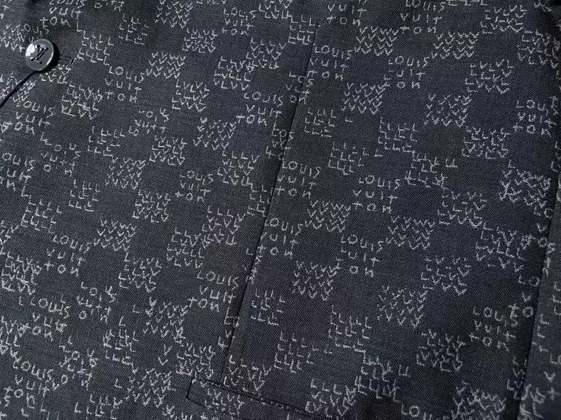 Louis Vuitton Louis Vuitton Graffiti Checkered Blazer Size US L / EU 52-54 / 3 - 3 Thumbnail