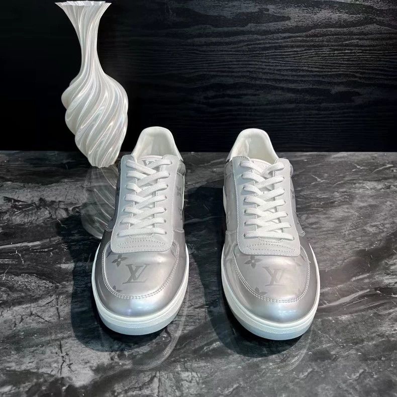 Louis Vuitton Louis Vuitton Mirror Silver Low Top Sneakers Size US 9 / EU 42 - 2 Thumbnail