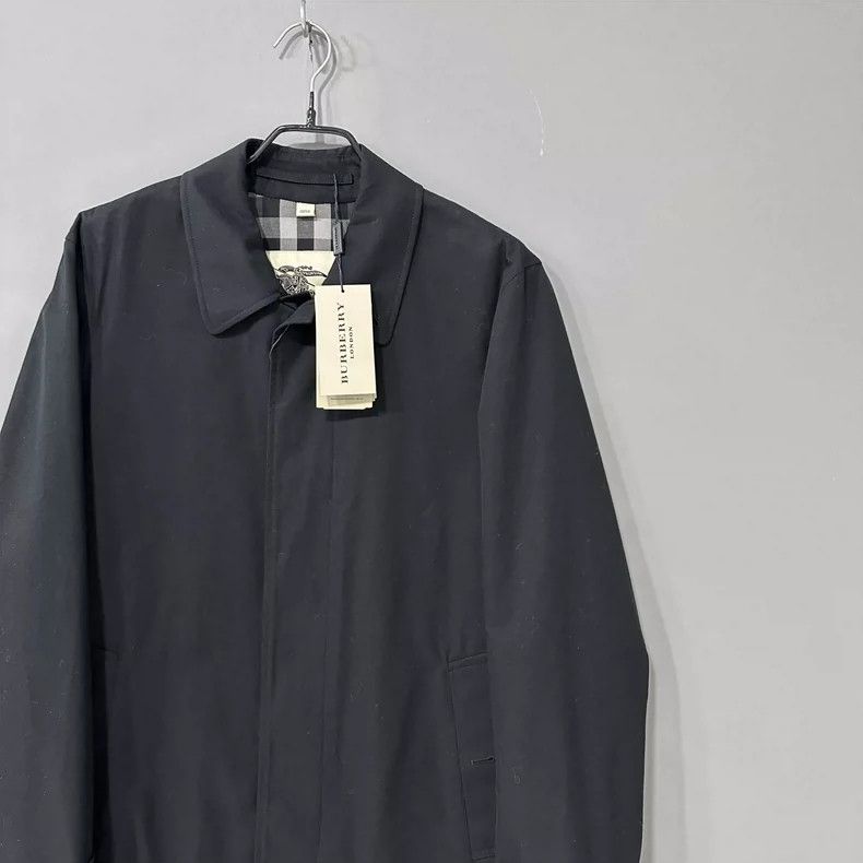 Burberry Burberry Black Long Raincoat with Tags Size US L / EU 52-54 / 3 - 2 Thumbnail