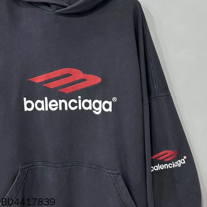 Balenciaga Balenciaga Embroidered Logo Hoodie Sweatshirt Size US L / EU 52-54 / 3 - 4 Thumbnail