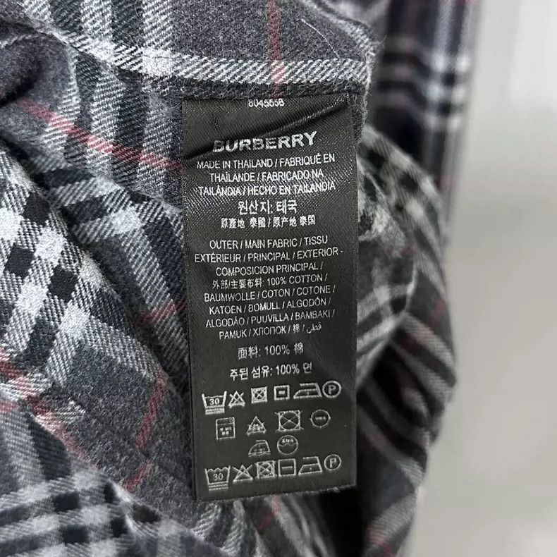 Burberry Classic Black Plaid Shirt by Burberry Size US L / EU 52-54 / 3 - 5 Thumbnail