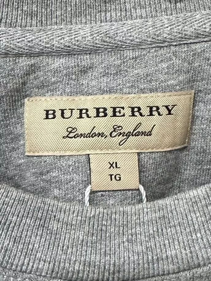 Burberry Burberry Graphic Sweatshirt with Unique Design Size US XL / EU 56 / 4 - 5 Thumbnail