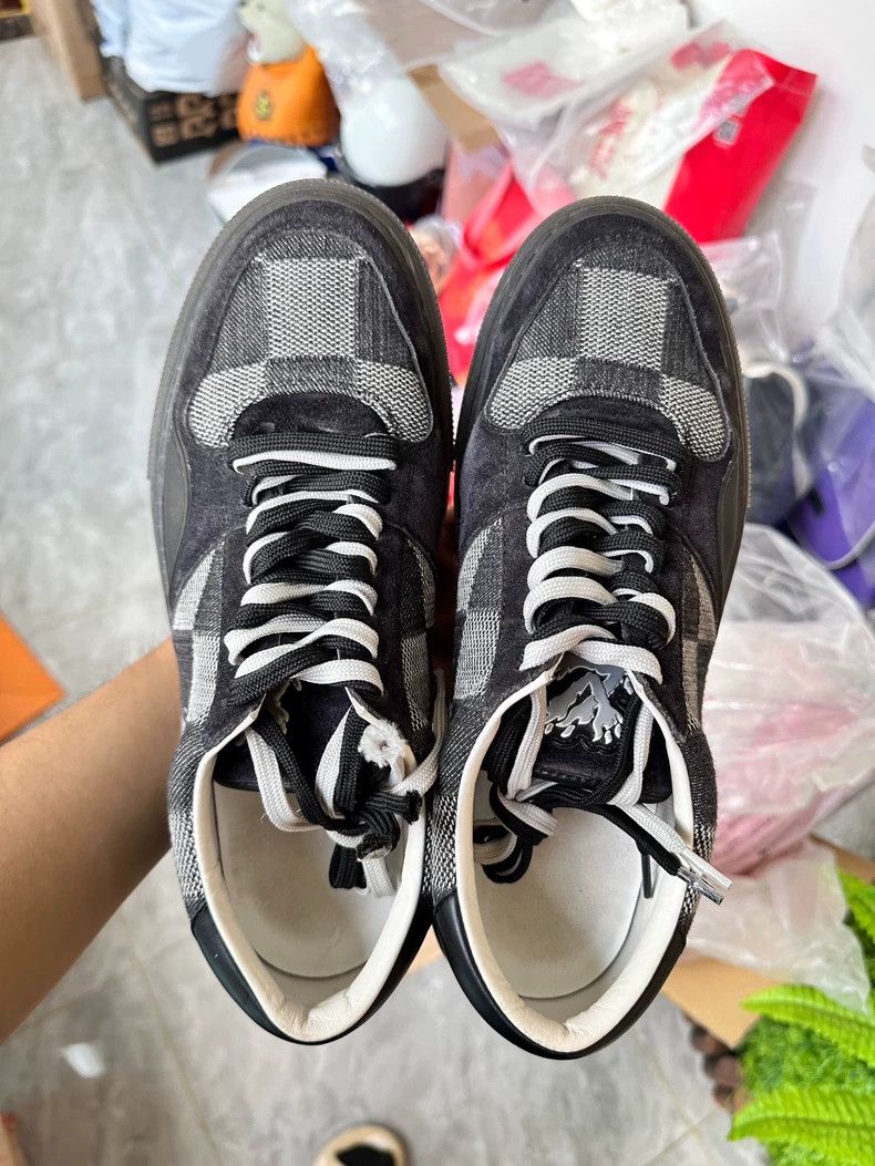 Louis Vuitton Louis Vuitton Black and White Checkered Sneakers Size US 7 / EU 40 - 3 Thumbnail