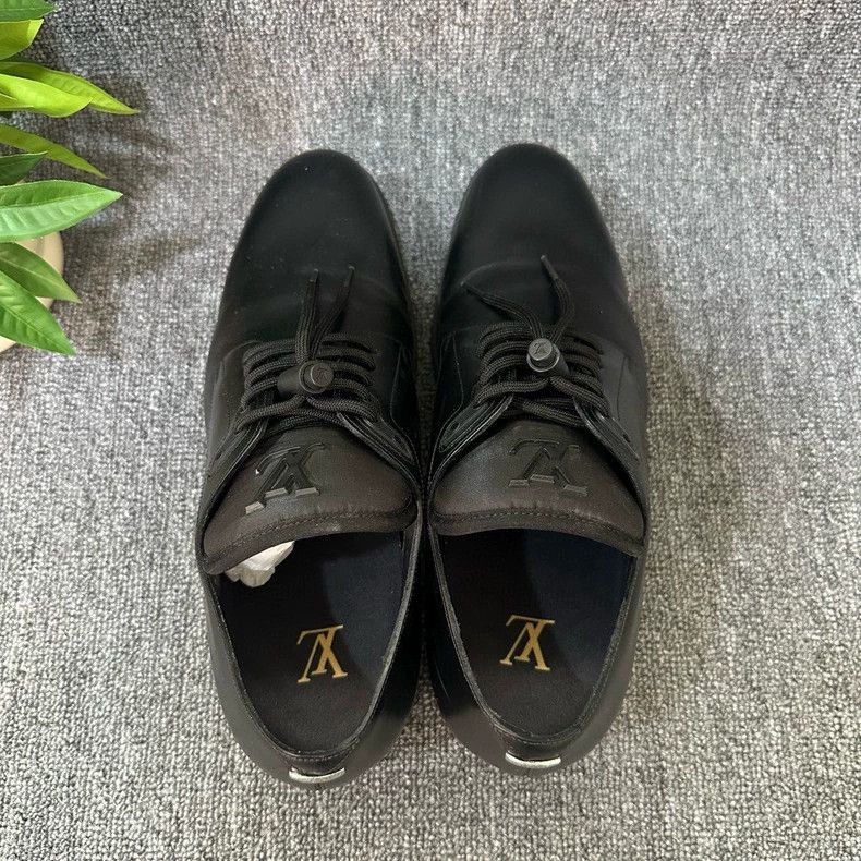 Louis Vuitton Louis Vuitton Men's Black Leather Dress Shoes Size US 9 / EU 42 - 4 Thumbnail