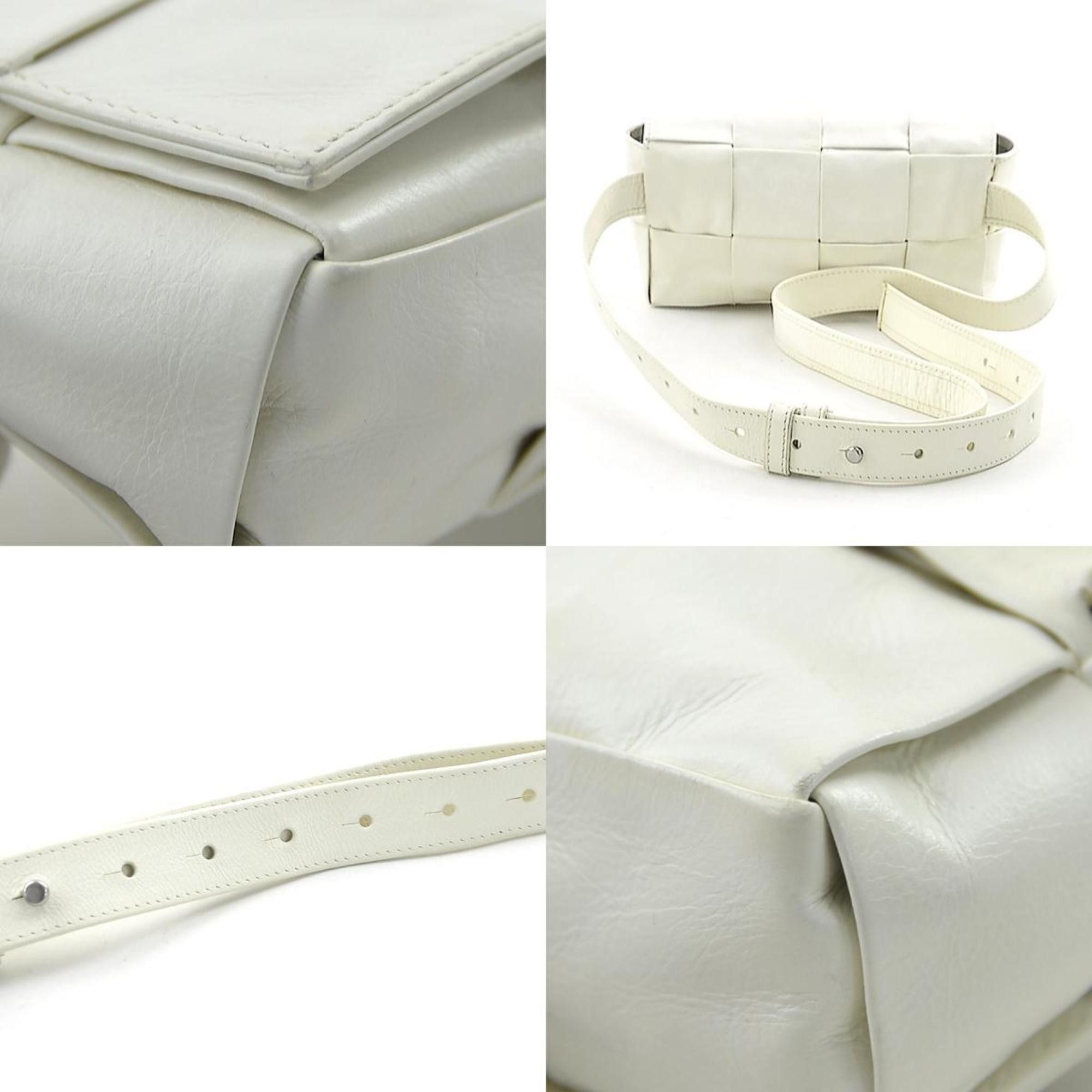 Bottega Veneta Bottega Veneta Waist Bag Body Cassette Leather White Men's Women's h31147g Size ONE SIZE - 4 Thumbnail