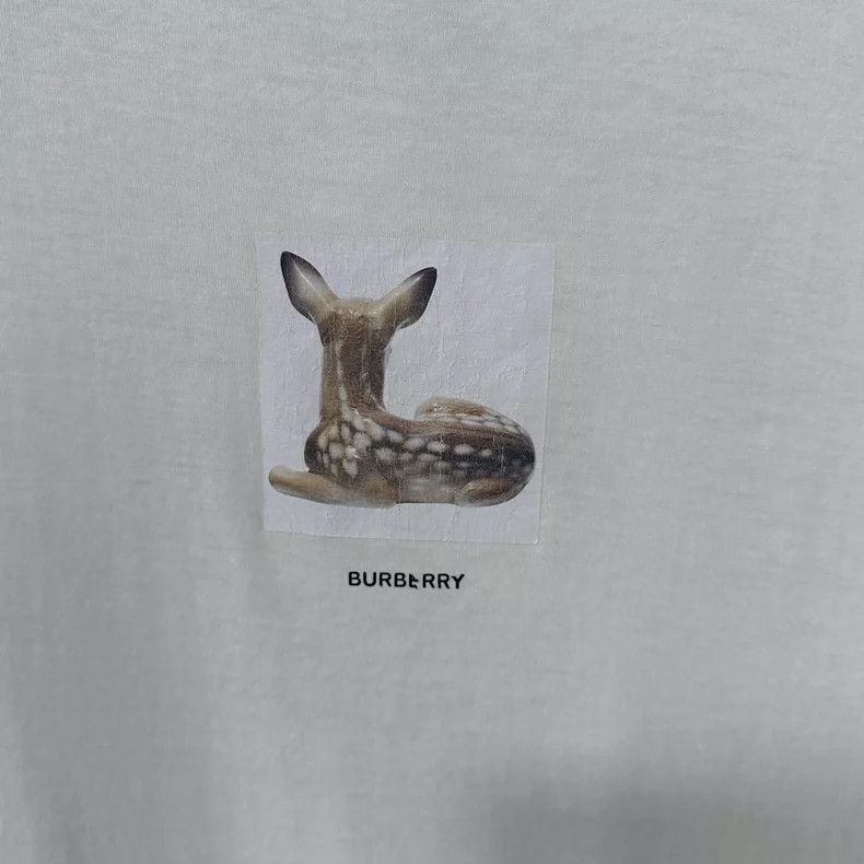 Burberry Burberry Short Sleeve Deer Logo T-shirt Size US S / EU 44-46 / 1 - 4 Thumbnail
