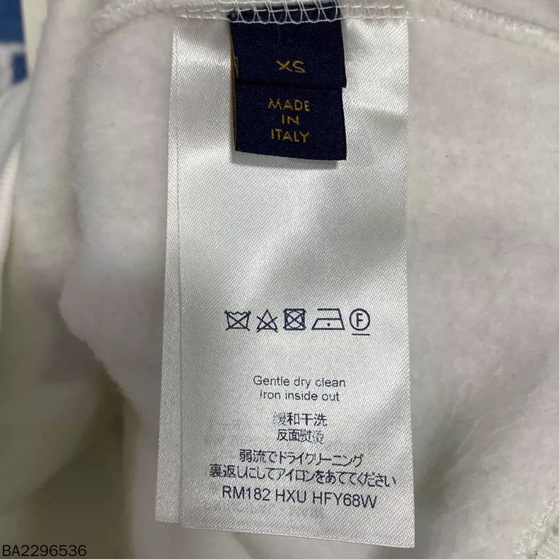 Louis Vuitton Louis Vuitton Logo Sweatshirt with Mountain Design Size US XS / EU 42 / 0 - 6 Thumbnail