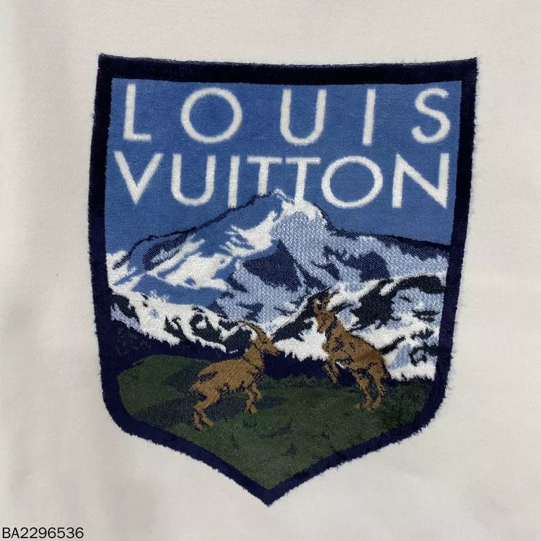 Louis Vuitton Louis Vuitton Logo Sweatshirt with Mountain Design Size US XS / EU 42 / 0 - 4 Thumbnail