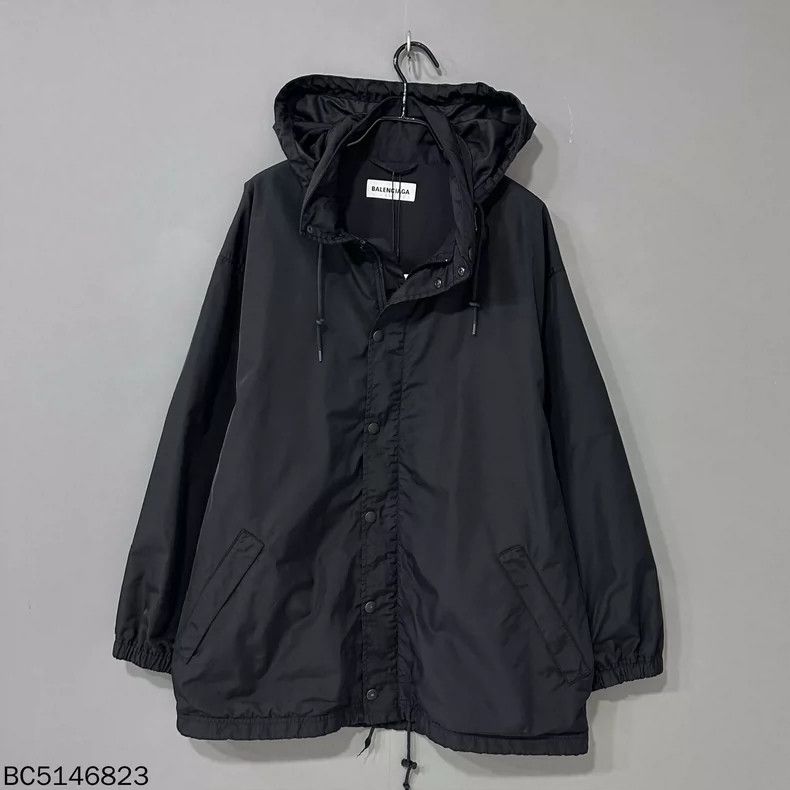 Balenciaga Balenciaga Logo Hooded Outerwear Jacket Size US S / EU 44-46 / 1 - 3 Thumbnail