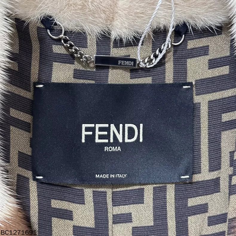 Fendi Long Brown Fur Coat with White Trim Size US L / EU 52-54 / 3 - 7 Thumbnail