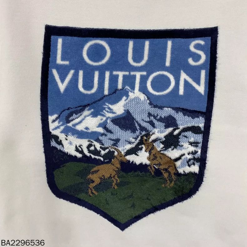 Louis Vuitton Louis Vuitton Mountain Logo Sweatshirt Size US XS / EU 42 / 0 - 4 Thumbnail