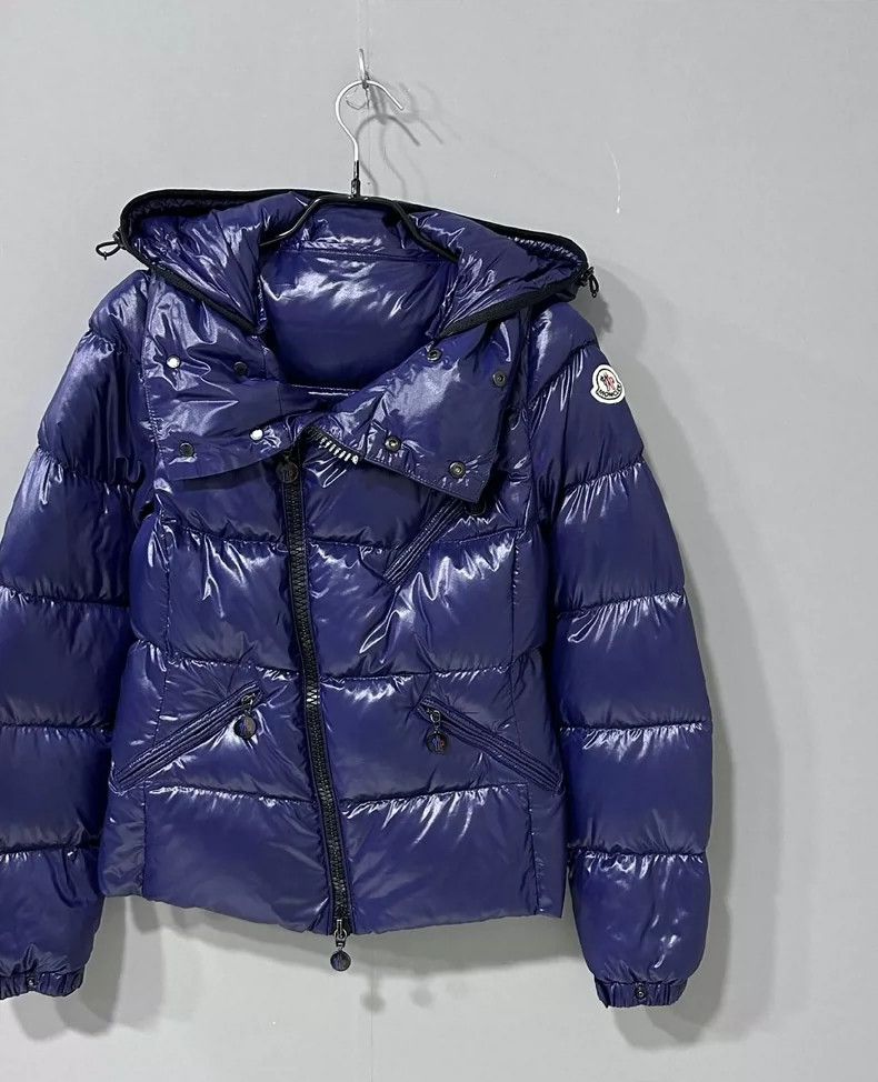 Moncler Moncler Hooded Down Jacket with Patch Size US XXS / EU 40 - 2 Thumbnail