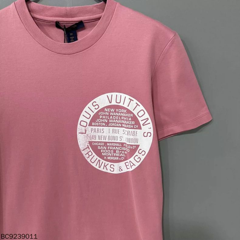 Louis Vuitton Louis Vuitton Pink Short Sleeve T-Shirt Size US M / EU 48-50 / 2 - 4 Thumbnail