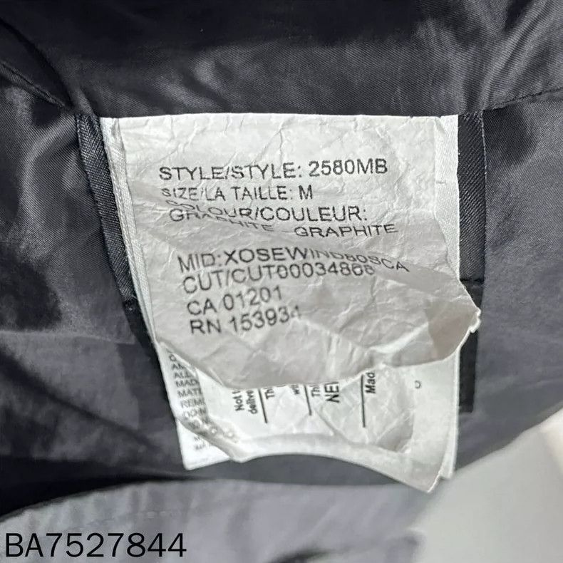 Canada Goose Canada Goose Down Jacket with Fur Hood Size US M / EU 48-50 / 2 - 6 Thumbnail