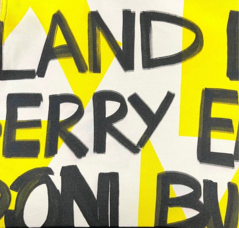 Burberry Burberry Color Block Sweatshirt with Logo-yf Size US S / EU 44-46 / 1 - 5 Thumbnail