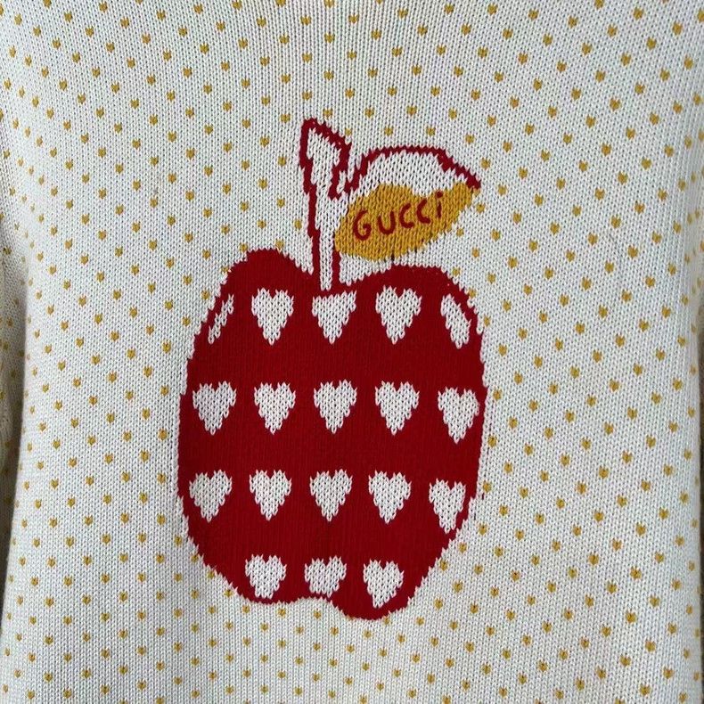 Gucci Gucci Apple Heart Sweater Size XL-yf Size US XL / EU 56 / 4 - 4 Thumbnail