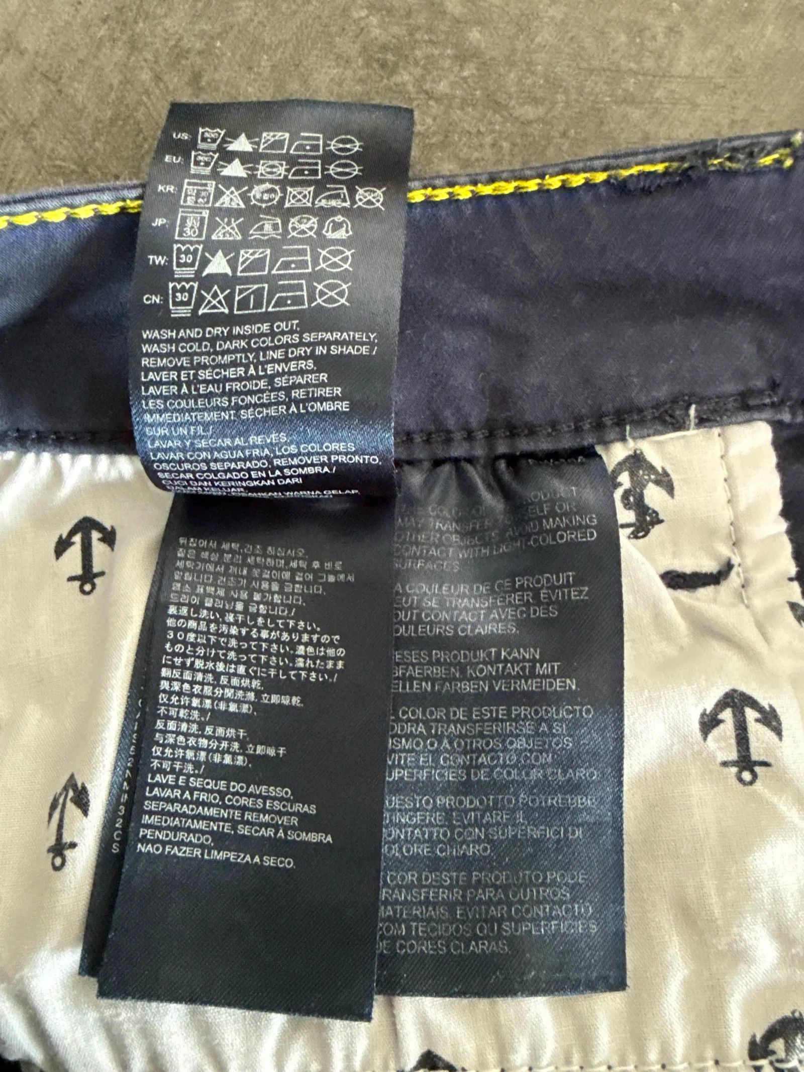 Tommy Hilfiger Tommy Hilfiger Skirt Size 27" / US 4 / IT 40 - 3 Thumbnail