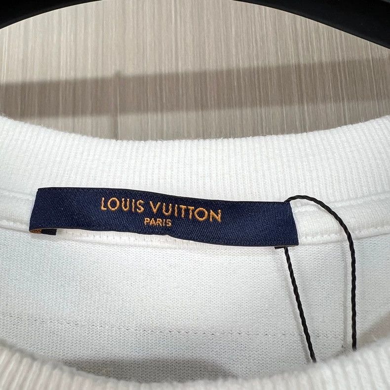 Louis Vuitton Louis Vuitton Floral Print Short Sleeve Shirt-yf Size US M / EU 48-50 / 2 - 5 Thumbnail