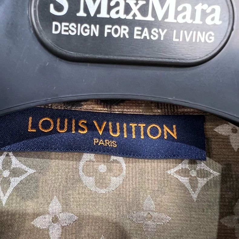 Louis Vuitton Louis Vuitton Printed Long Sleeve Shirt-yf Size US L / EU 52-54 / 3 - 6 Thumbnail