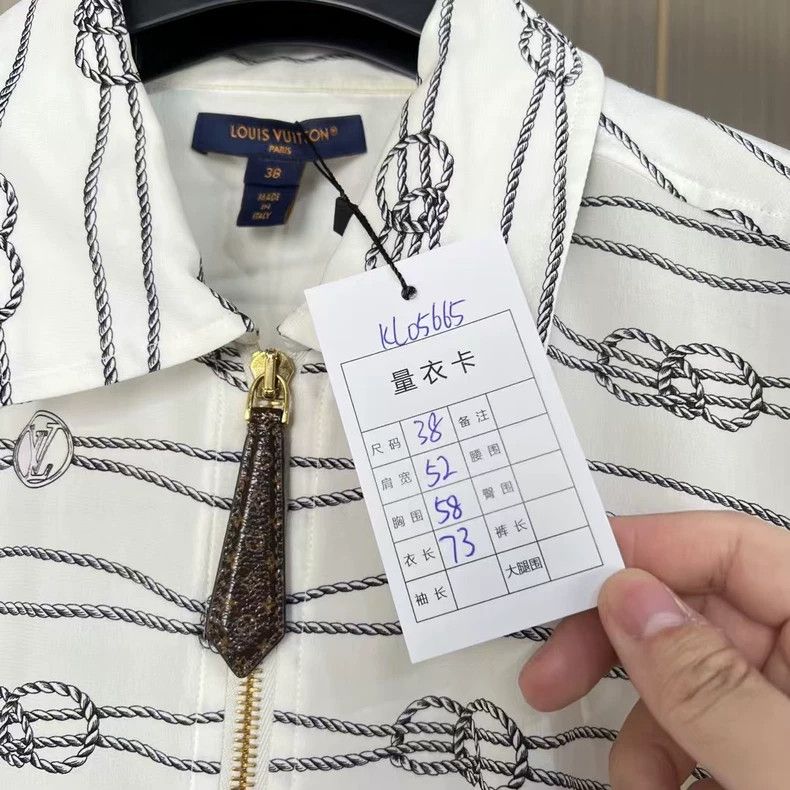 Louis Vuitton Louis Vuitton Chain Zip Silk Jacket-yf Size US M / EU 48-50 / 2 - 6 Thumbnail