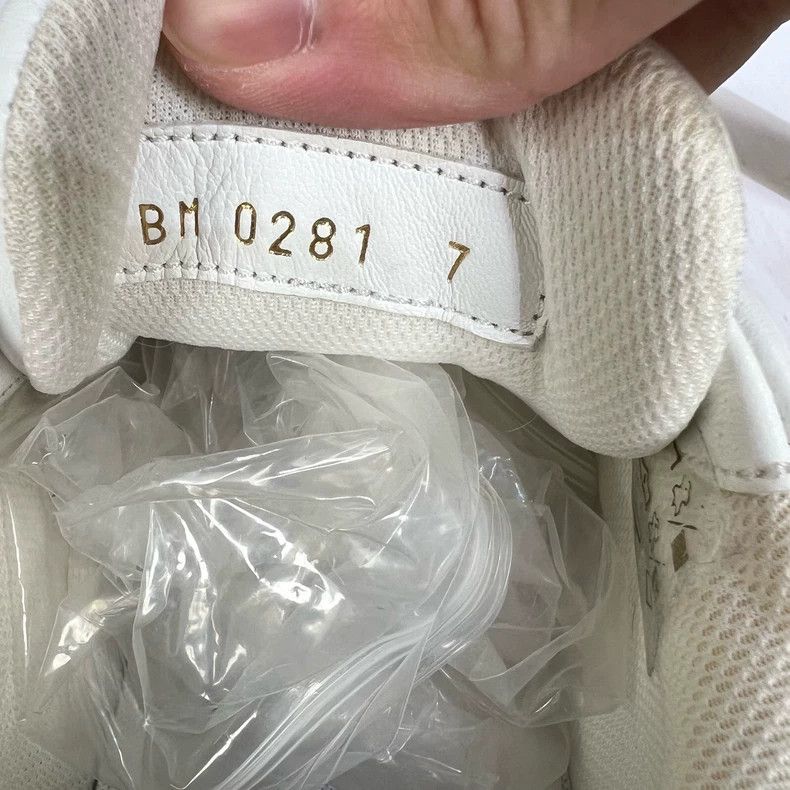 Louis Vuitton Louis Vuitton x Nigo Trainer Sneaker Shoes-yf Size US 7 / EU 40 - 5 Thumbnail